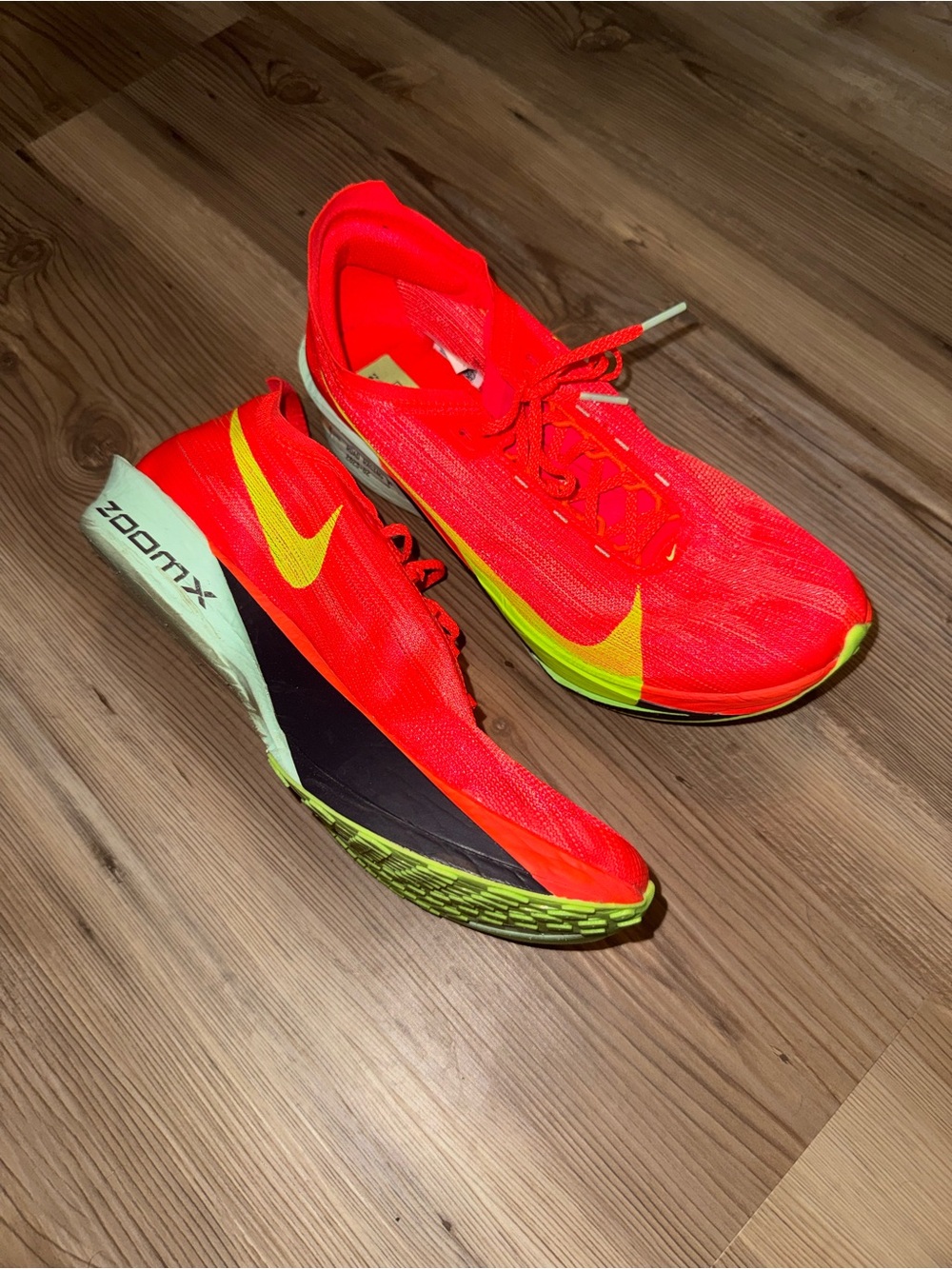 Nike Streakfly Men’s Red/Neon Running Shoes